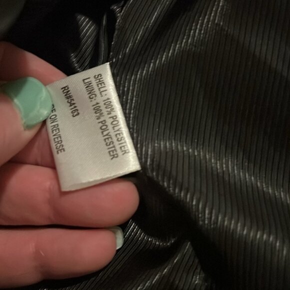 Calvin Klein women’s coat. Size small. - Picture 6 of 6